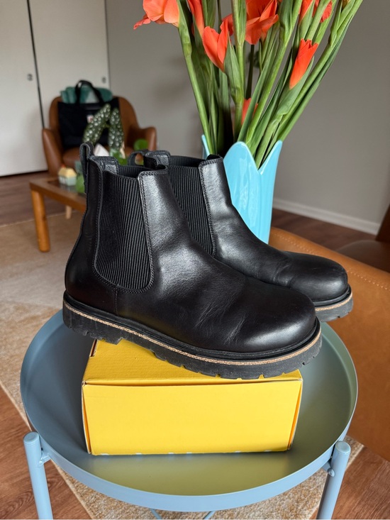 Birkenstock Shoes - Birkenstock Black Leather Chelsea Boots